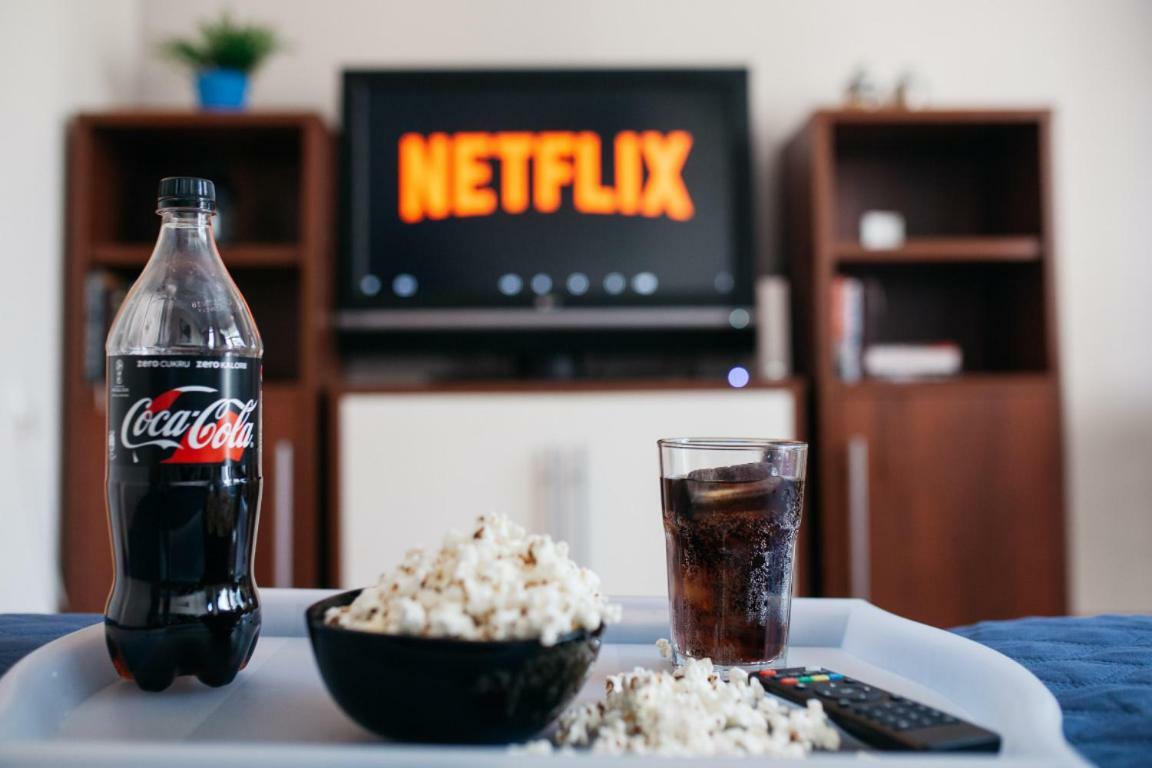 Netflix & Chill - Air Conditioning Ξενοδοχείο Βαρσοβία Εξωτερικό φωτογραφία